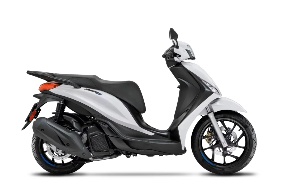 piaggio-medley-125s-bianco