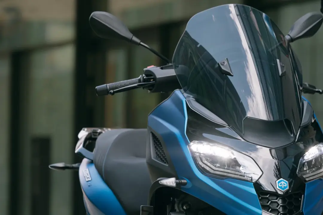 piaggio-mp3-sport-1