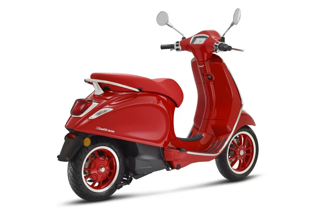 vespa-elettrica-red-70-2